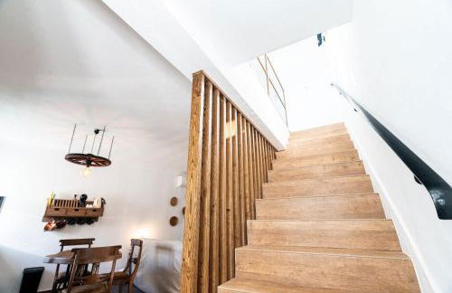 Casa Estábulo- Cozy Rustic Farmhouse LOFT TOURO - Foto 9