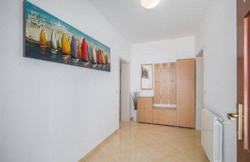 4 Bedroom Nice Home In Buje - Foto 34