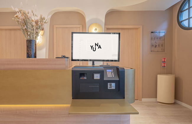 Yuna Porte Maillot - ApartHotel - Photo 19