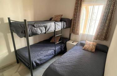 Laguna Beach Piscina- HOME RENT MALAGA - Photo 16