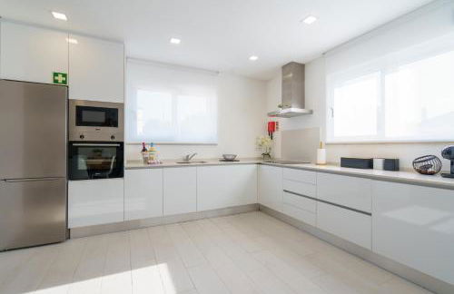 Villa Lola, with jacuzzi and private swimming pool - Photo 28