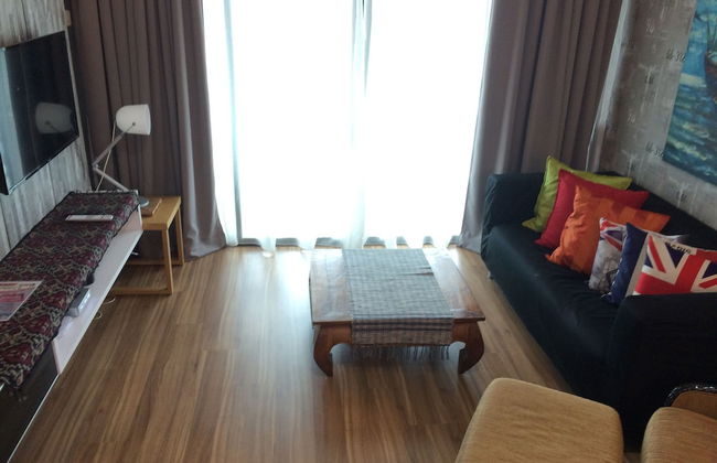 Lawang Suite Apartment With Balcony - Photo 30
