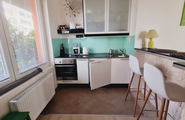 Bastien Studio near Airport - Foto 8