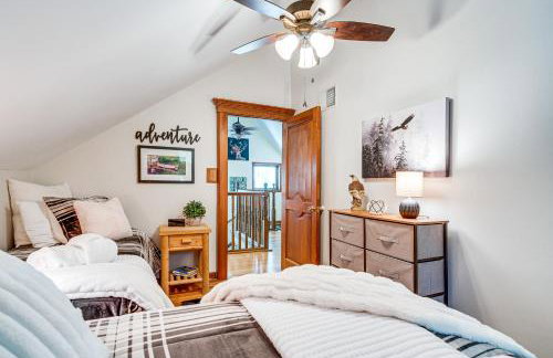 Charming Cottage Steps to Lake Wandawega! - Foto 18