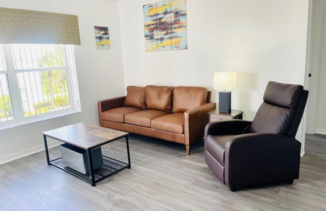 Huge Screened Patio That Overlooks Lake Buck, Near Famous Attractions!! - Foto 18