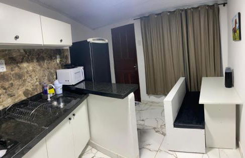 Apartamento para 4 pessoas bem localizado - Foto 11