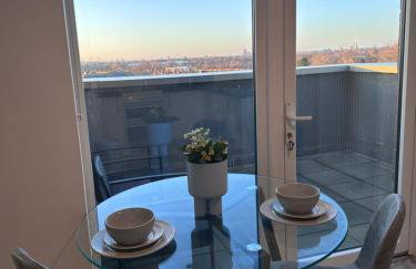 Beautiful 1 Bd Top floor Terraced Apartment - Foto 1