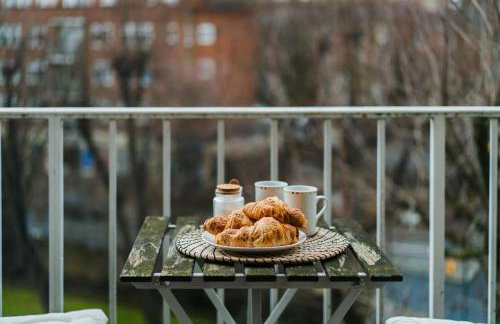 2BR w Balcony Swiss Cottage Near Central London - Foto 13