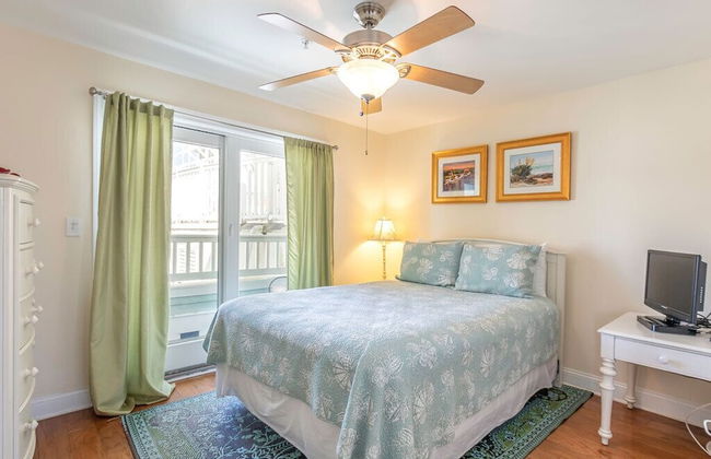 Captains Watch Condos - Foto 18