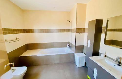 Luxury villa Investingspain with sea views, pool and jacuzzi - Foto 21