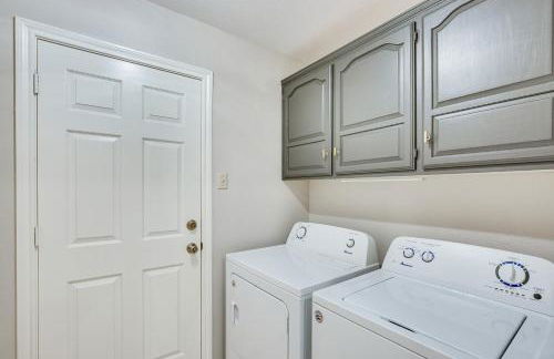 Home 1 Mi to Historic Gingerbread District and Dtwn! - Foto 13