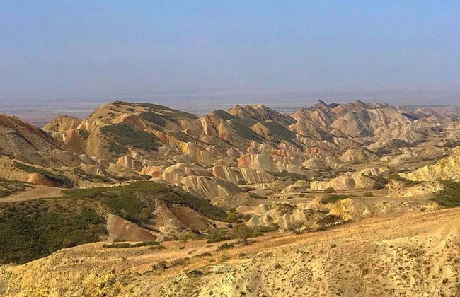 David Gareja Monastery & Rainbow Mountains Private Tour - Foto 4