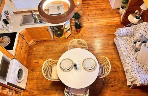 La casica de madera con Jacuzzi exterior y barbacoa - Foto 12