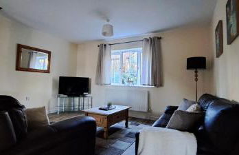 Sizeable 4 bed property on Huntingdon Ring road - Foto 4
