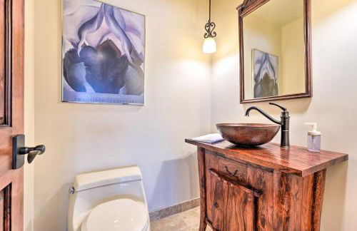 Pool and Putting Green Group Getaway in Glendale! - Foto 22