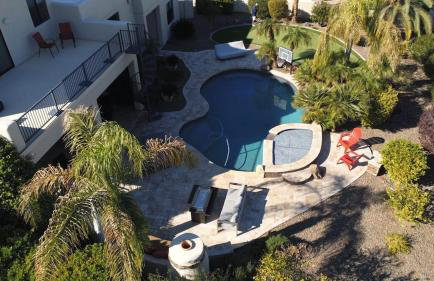 Luxury Contemporary Sanctuary w/ Pool and Views! - Foto 8