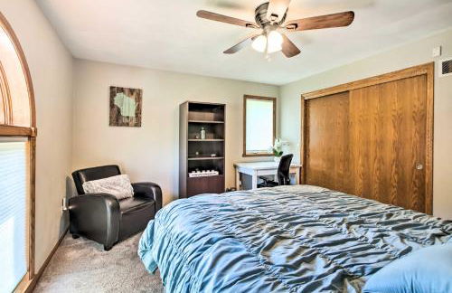 Family Home with Deck, Yard, Dock on Rock River - Foto 18