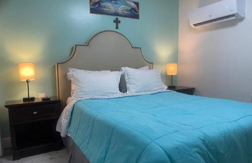 Convenient and Private Downtown 1BR Near Beach - Foto 18