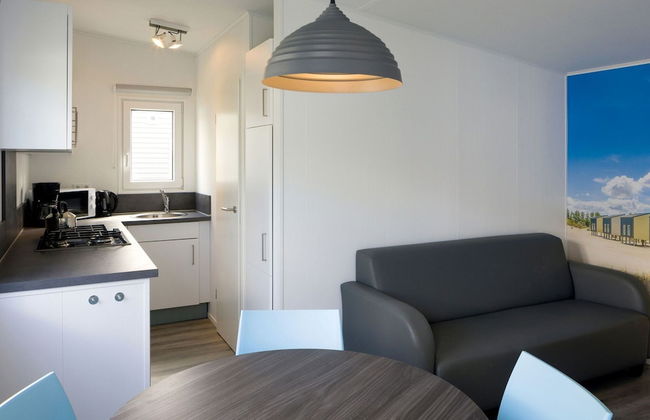 Chalet in Kamperland Near the Beach - Foto 1