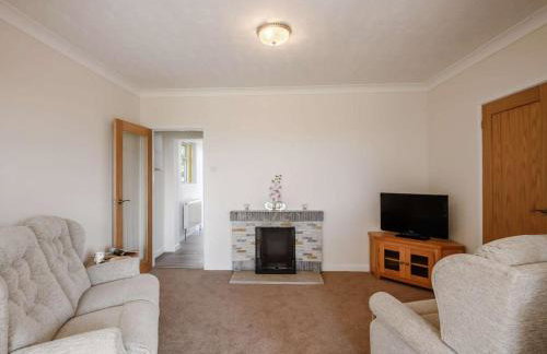 2 Bed in Poole oc-85399 - Photo 6