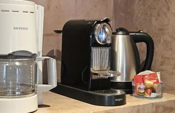 Le Clos Saint Jean, vue Cité, piscine et parking - Foto 28