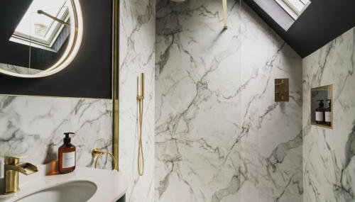 Robins Nest, The Old Bank House - Photo 5, Shower