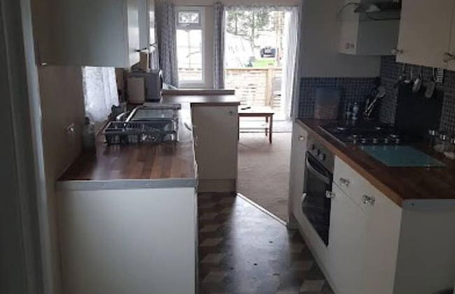 Lovely 2-bed Chalet at Robinhood Retreat Free Park - Foto 9