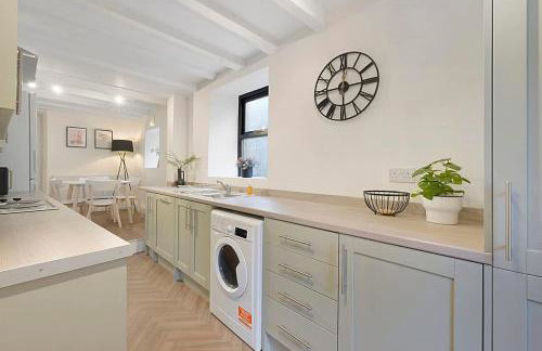 Unicorn House Hot Tub Near Barnard Castle - Photo 2