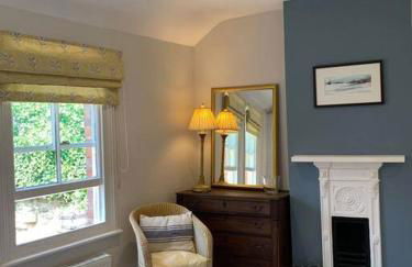 Beautiful Georgian cottage within a private walled garden - Foto 18