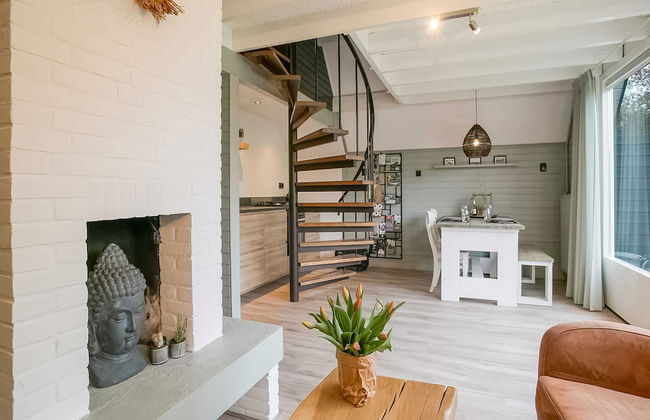 Peaceful Holiday Home in Tuitjenhorn - Photo 13