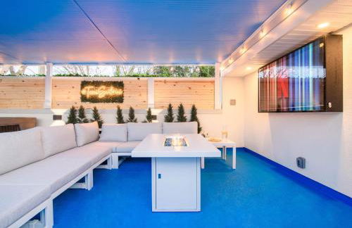 Teeni Santorini Hot tub Sauna and RL Therapy - Foto 13