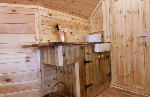 Tree Top Cabin with Private Hot Tub - Foto 10