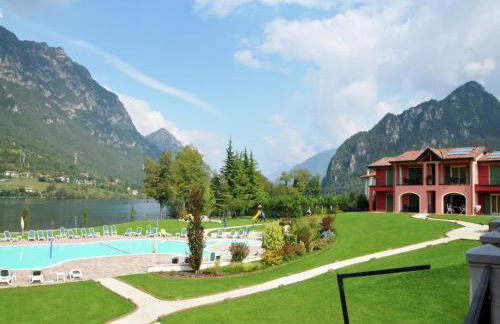 Spacious apartment in Idro with shared pool - Foto 67