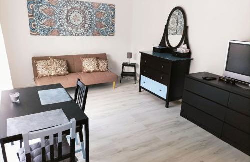 Kleine Ferienwohnung mit Terrasse am Waldrand - Foto 2