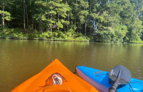 Retreat 4BR Sleeps 10 plus, 8mi LakePoint, Red Top - Foto 11