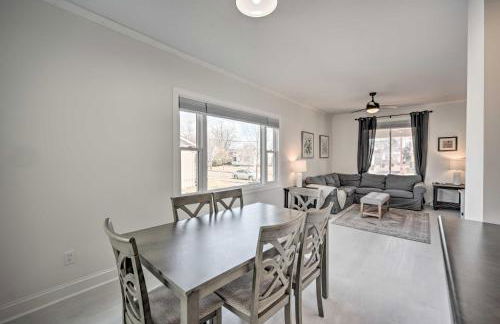 Trendy Superior Home Perfect for Groups! - Foto 7