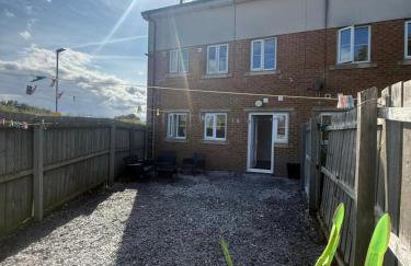 ResiLets - Berwick House - Large 4 Bed Townhouse - Contractor stays - Foto 3