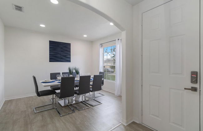 5/3 Pool Home Located in Sunset Ridge Community! - Foto 10