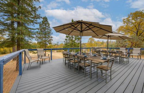 7 Mi to Bass Lake! Spacious Mudge Ranch Retreat - Foto 32