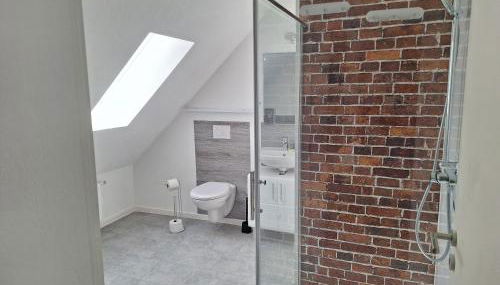 Exklusive Wohlfühloase mit 7 Einzelbetten großer Balkon MwSt ausweisbar in toller Lage von Melsungen - Foto 2, Shower