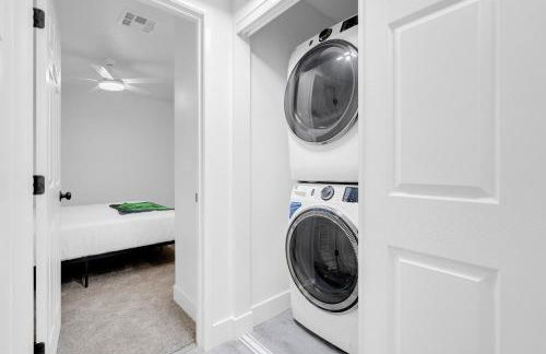 8BR 5BA SuperHero Retreat-King Beds, BBQ, Hammock, Firepit, MiniGolf, WorkSpace - Foto 45