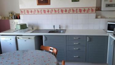 Sea view flat at Claverton House - Photo 5