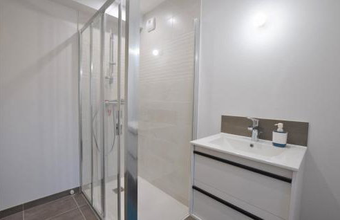 Amazing Home In Fierville-Les-Mines - Foto 26