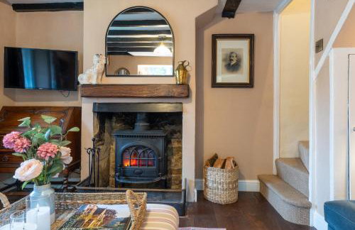 Beautiful 2 Bedroom Cottage in the Cotswolds - Photo 5