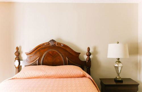 Cozy Downtown Gem Fully Equipped Free Parking - Photo 8