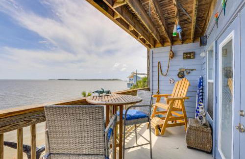 Walkable Beachfront Retreat on Cedar Key! - Foto 1