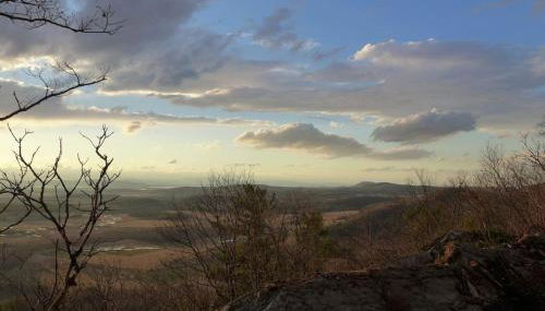 Private 5-Acre Escape - Pool, Lake & Gardens - Foto 5