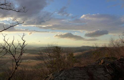 Private 5-Acre Escape - Pool, Lake & Gardens - Foto 5