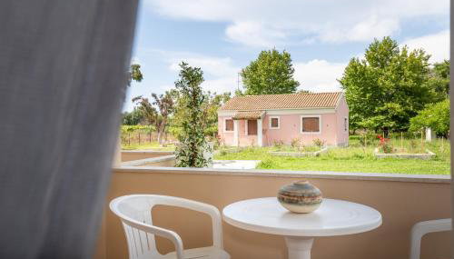 Relax Studios Corfu - Photo 5, Garden view
