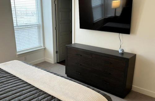 Resort Like Amenities King bd 2 Qn bds Fast WiFi Slps7 - Foto 21